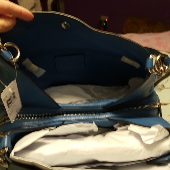 NWT PEBBLED LEATHER BLUE - Picture 4 of 8